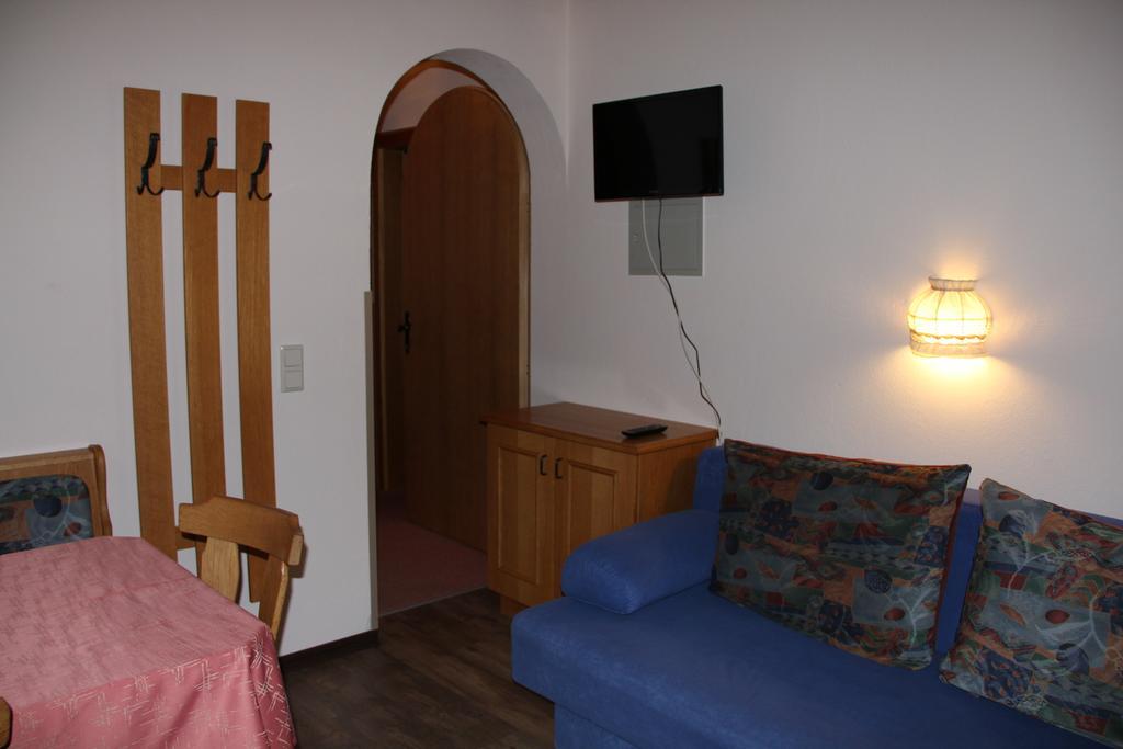 Haus Puit Mandarfen Pitztal Apartment Sankt Leonhard im Pitztal Bilik gambar